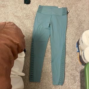 Victoria’s Secret sport leggings